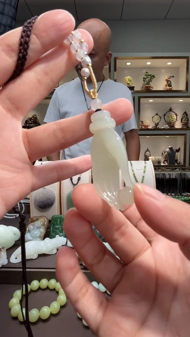 颈饰未镶嵌和田玉苏