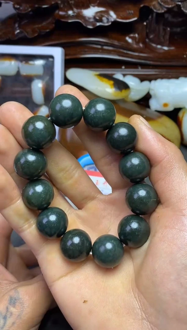 和田玉未镶嵌项链用****1和田玉