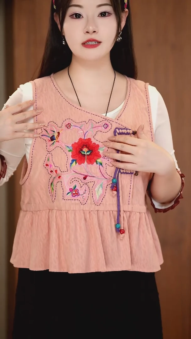 刺绣?****?黔东南苗族刺绣衣服A9074