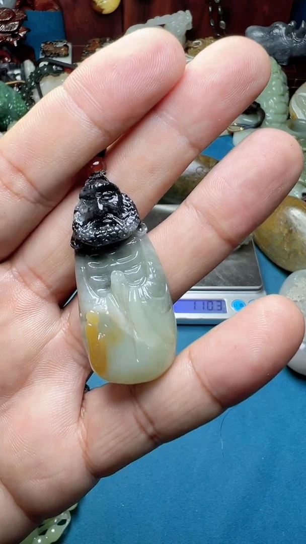 和田玉未镶嵌挂件-