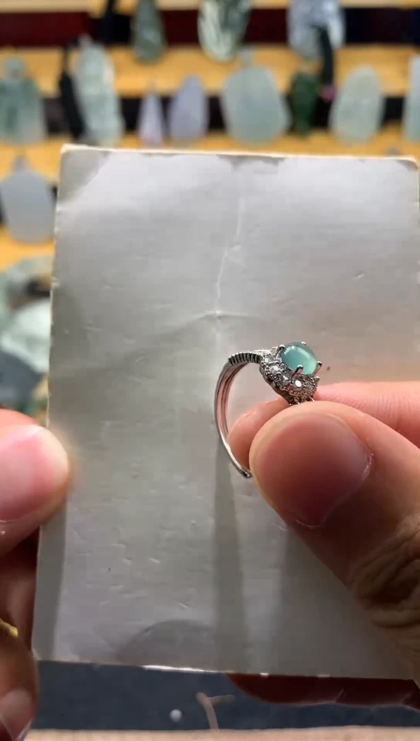 颈饰合金翡翠云****）60000350