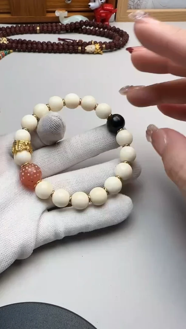 【闪购商品】蜜蜡手串未镶嵌蜜蜡手串