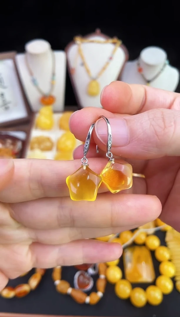 琥珀未镶嵌珠宝奇石柒月