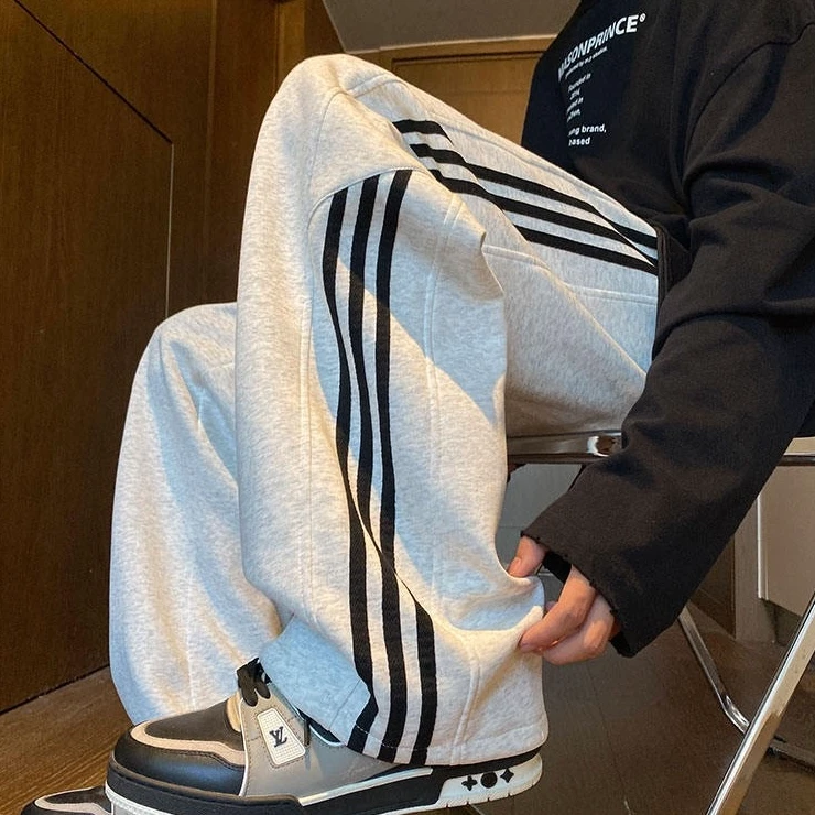 秋冬保暖美式复古三条杠百搭休闲宽松直筒卫裤情侣显瘦休闲裤男士