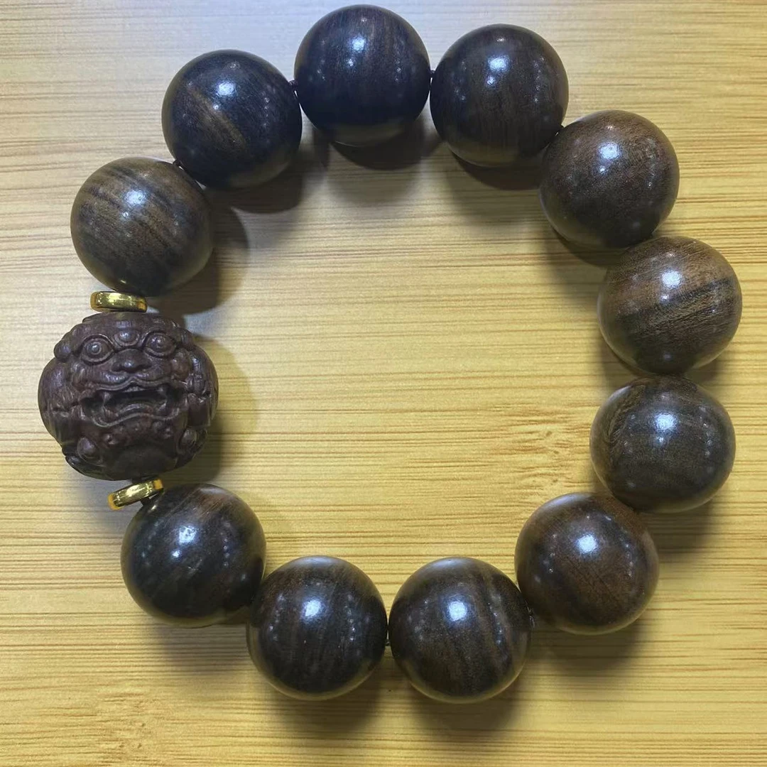 H107 黑柿木2.0cm带雕刻手串