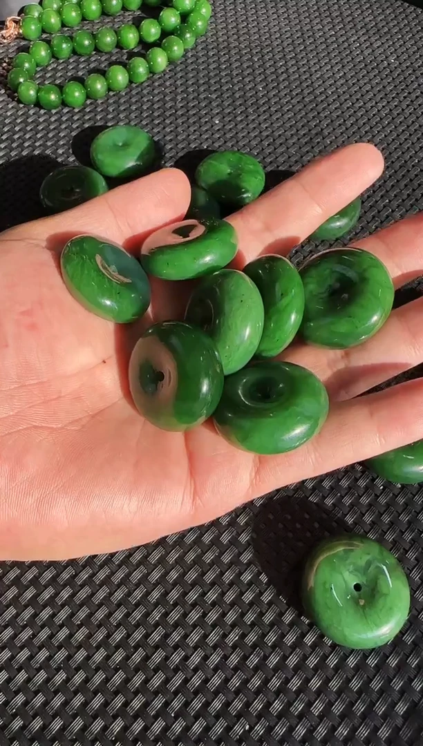 【闪购商品】和田玉（碧玉）吊坠未镶嵌多样性发一