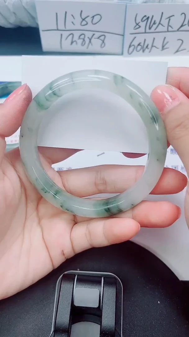 未镶嵌手镯石英质玉317-61/62