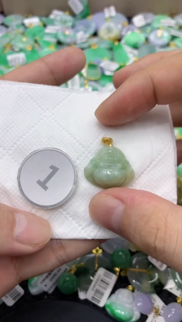 颈饰未镶嵌翡翠天然缅甸翡翠A货