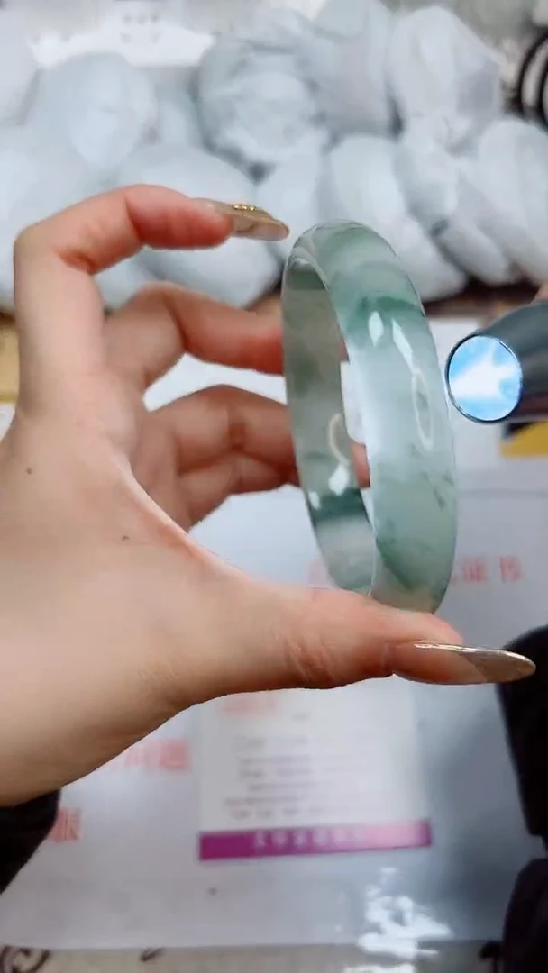 【闪购商品】石英质玉手镯合金K285-60.9