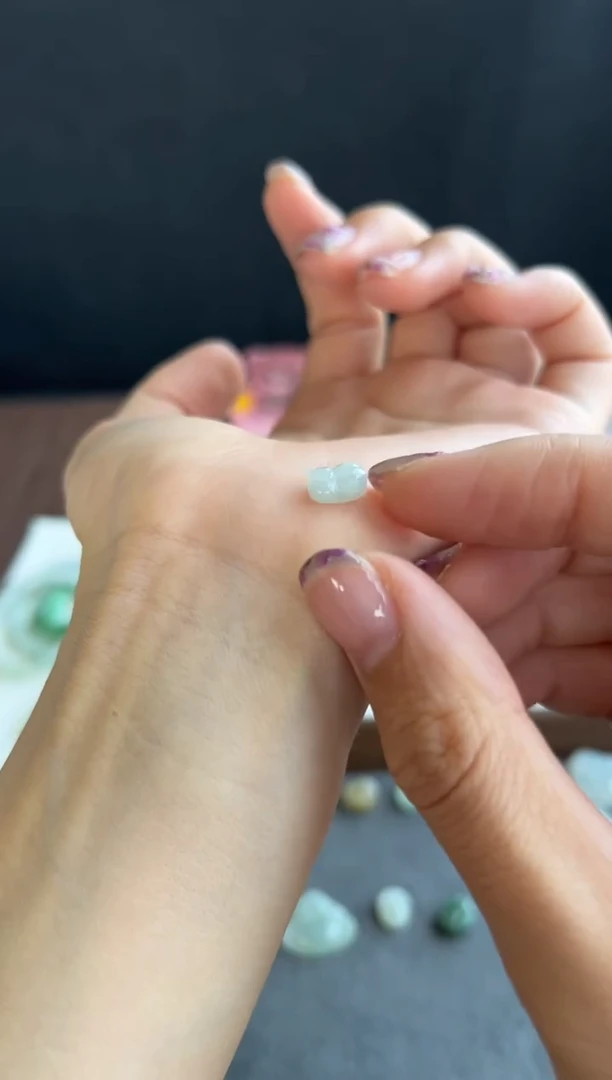 吊坠(不含链)未镶嵌翡翠118买断