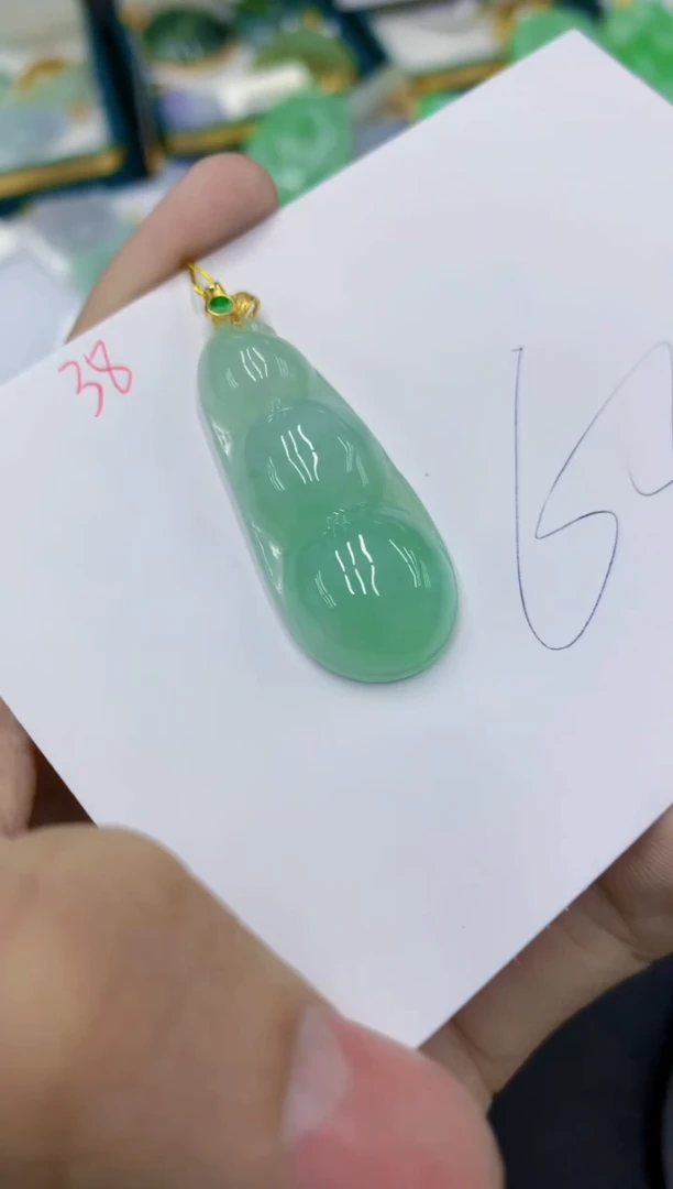 颈饰未镶嵌翡翠1111111111111