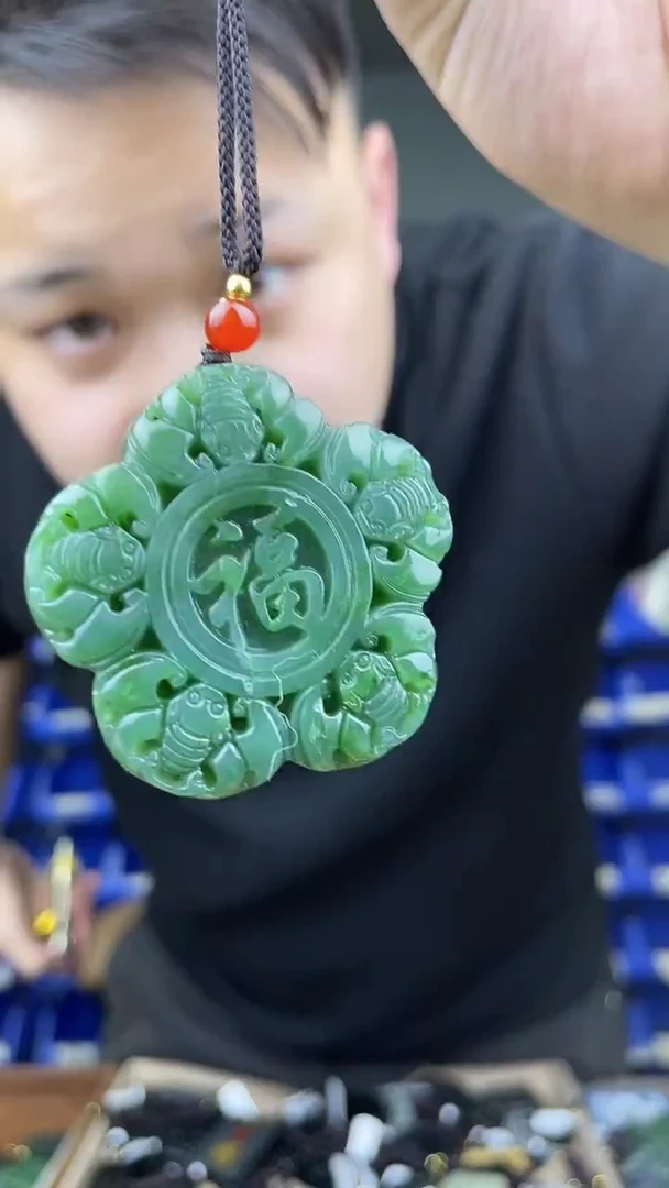 颈饰未镶嵌和田玉1拍一发一，多样性发货！