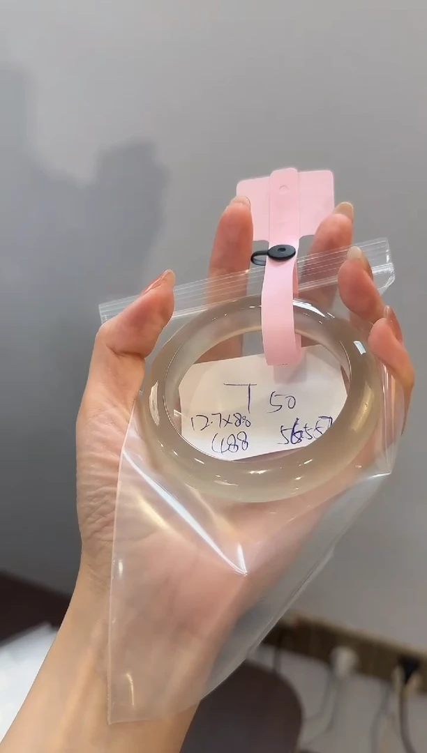 玛瑙/玉髓手镯未镶嵌?T50