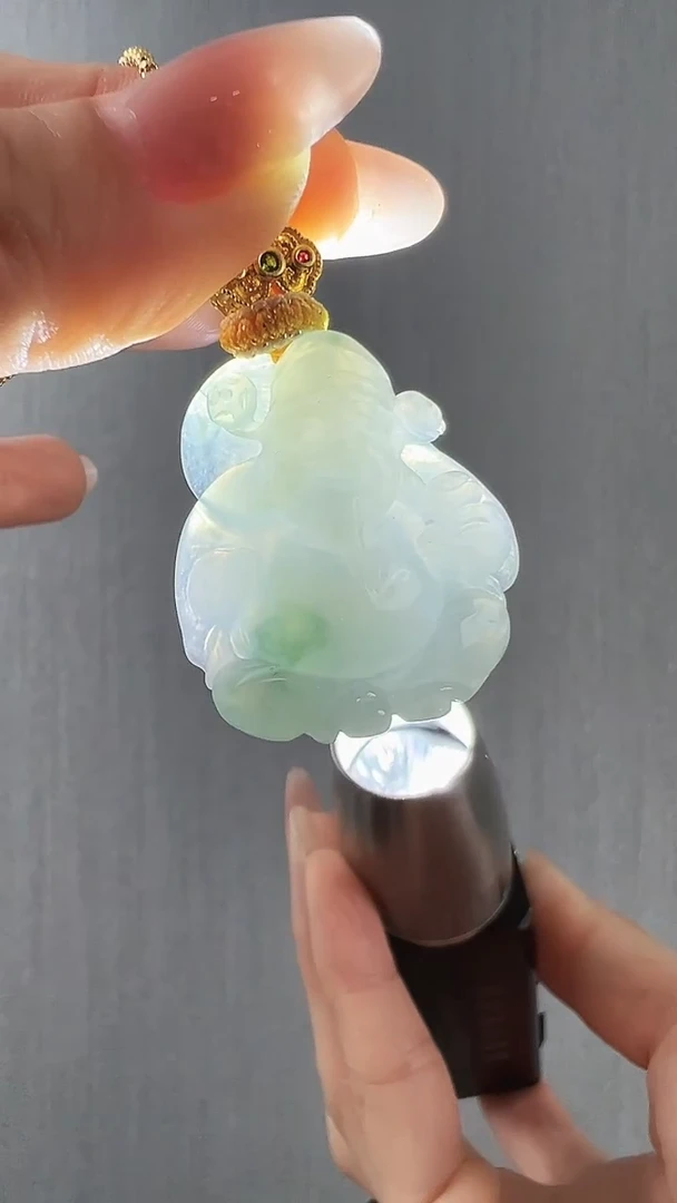 颈饰未镶嵌翡翠财神