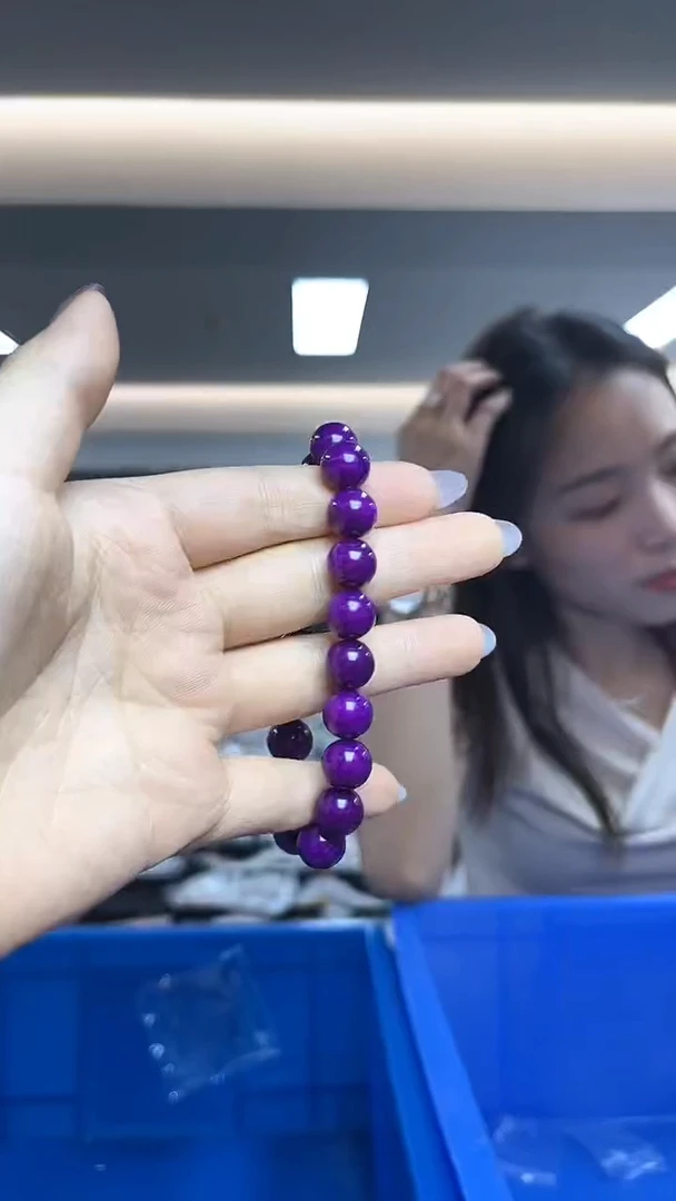 未镶嵌苏纪石（舒俱来）`（多样性发一件）