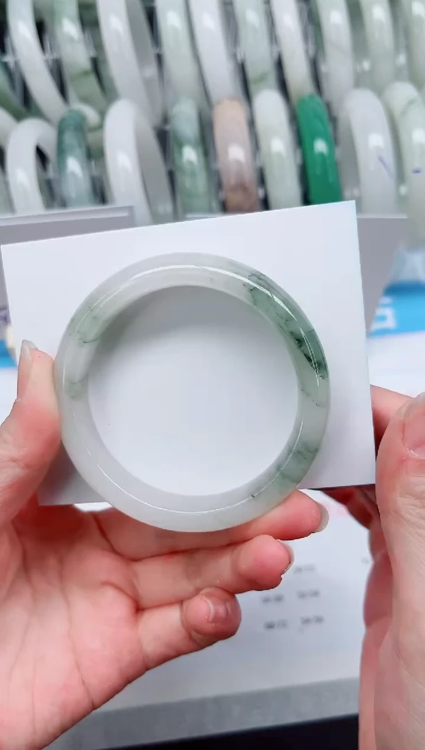 【闪购商品】石英质玉手镯未镶嵌A277-53.2