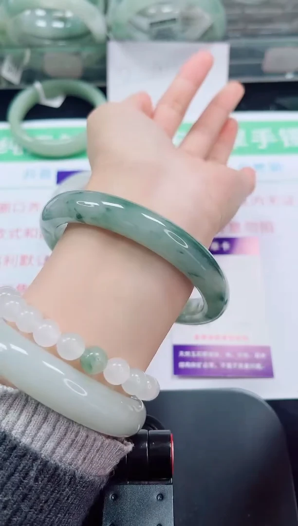 未镶嵌手镯石英岩玉12-64/65