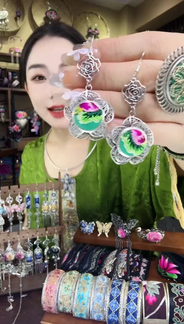 刺绣非遗刺绣民族风耳环