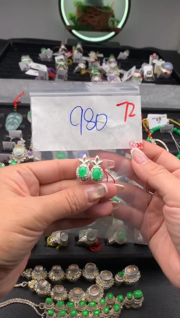 【闪购商品】定制翡翠未镶嵌毛货需精细抛光拍一发一