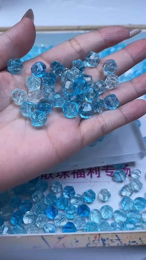 未镶嵌托帕石散珠A1815 蓝托帕钻切10mm10个15元