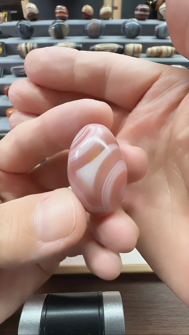 未镶嵌颈饰玛瑙/玉髓南红32*22