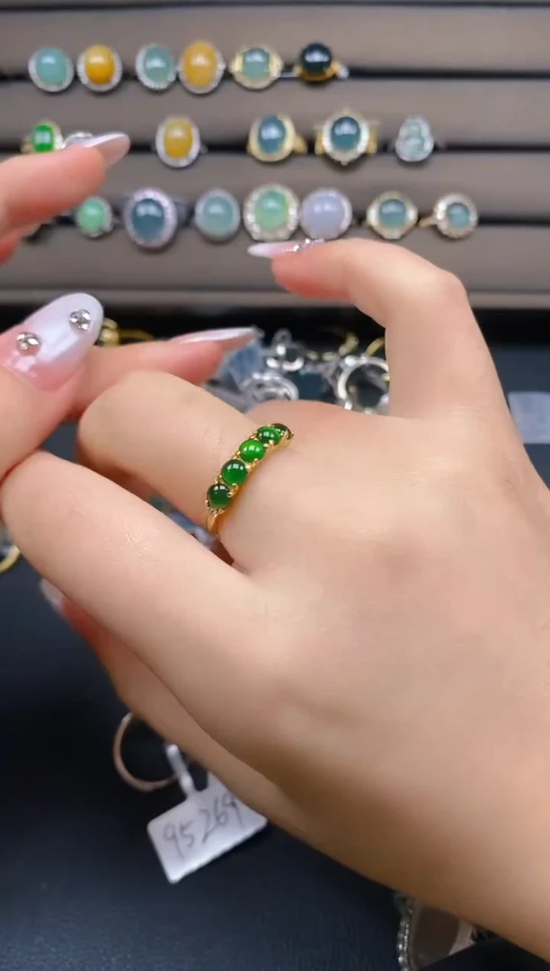 翡翠戒指银S925镶嵌52