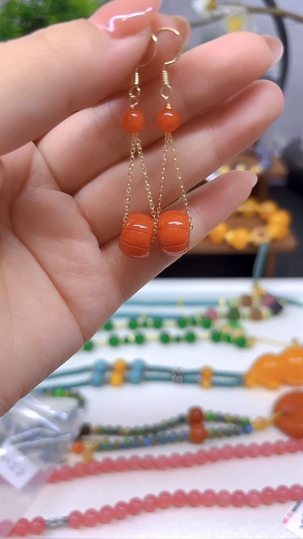14K金镶嵌翡翠耳饰E845