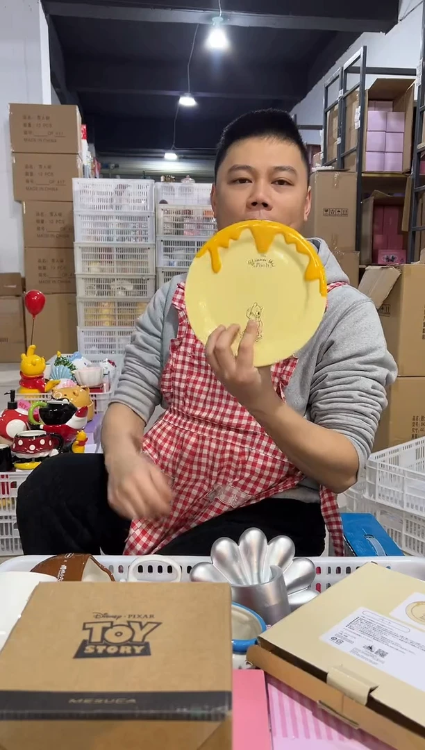 【闪购商品】杯陶瓷原盒维尼餐盘