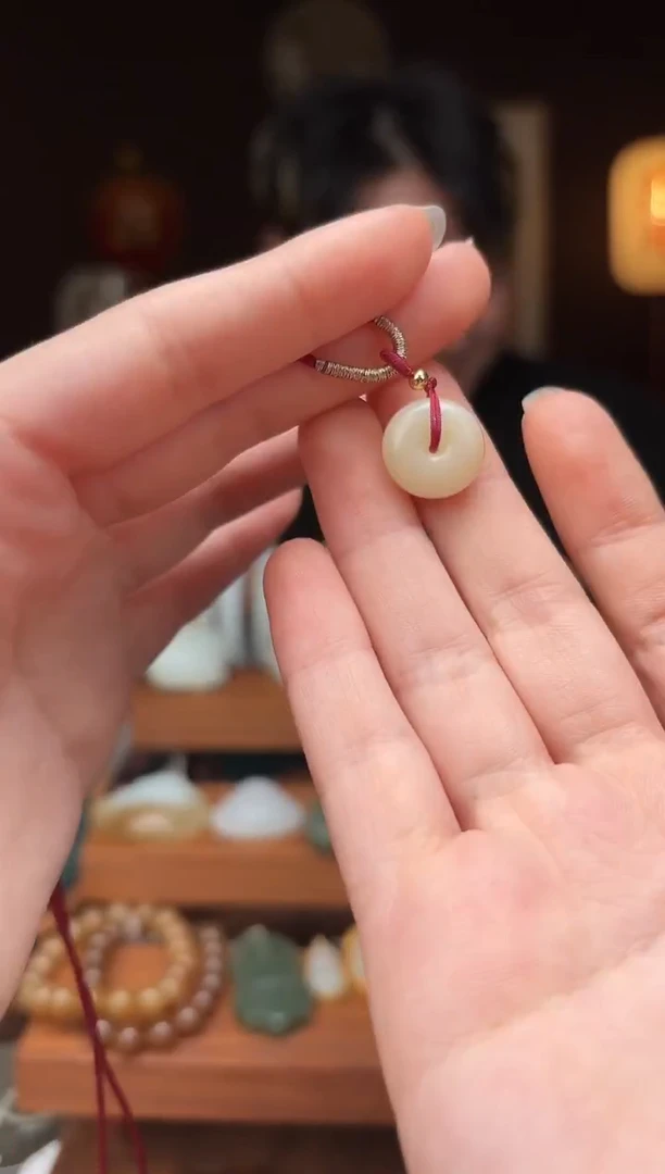 未镶嵌和田玉挂件jj48-平安扣