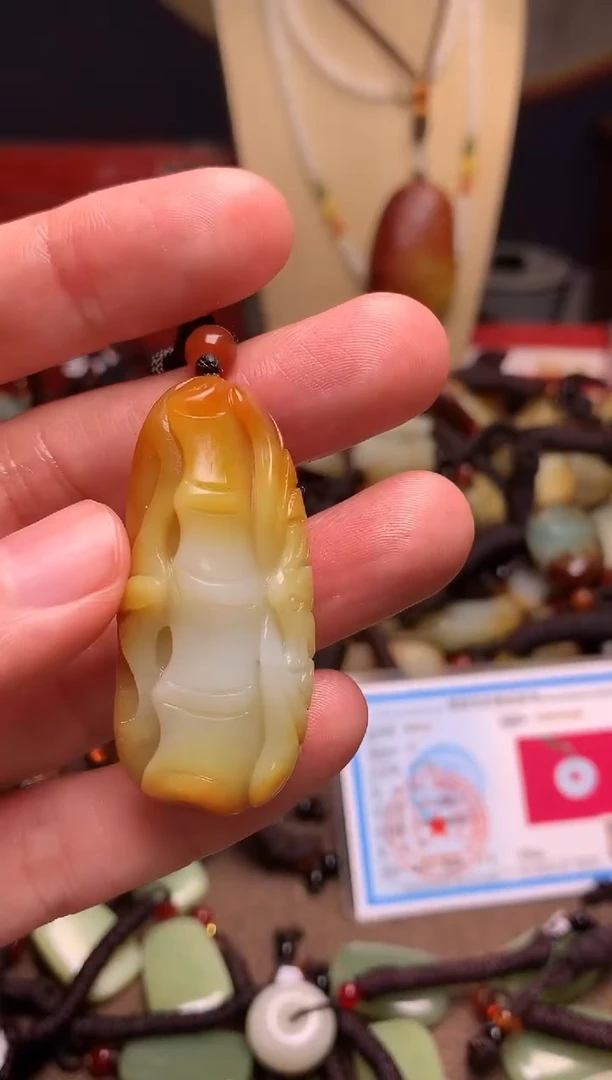 颈饰未镶嵌和田玉新疆料青海料清水和田玉吊坠