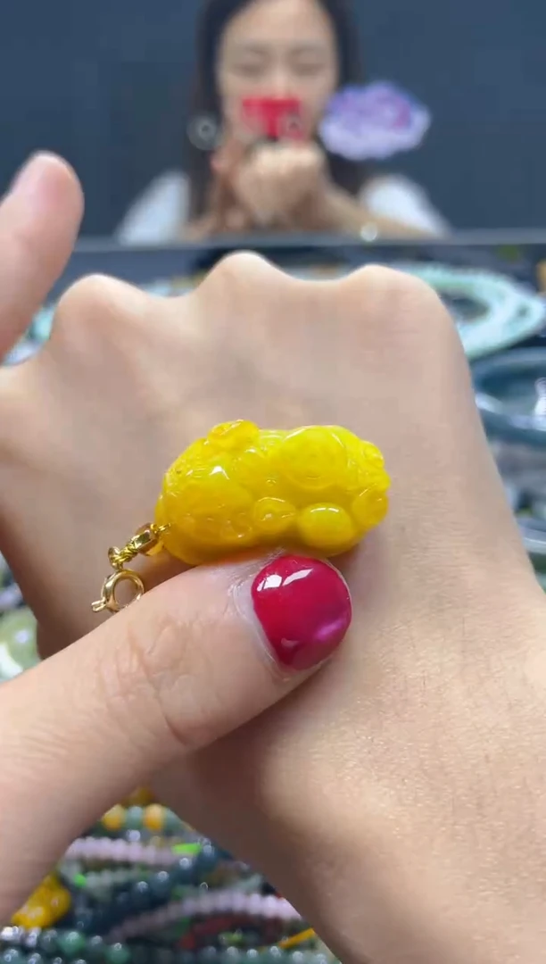 颈饰未镶嵌翡翠/G/翡翠A货，一件也是批发价