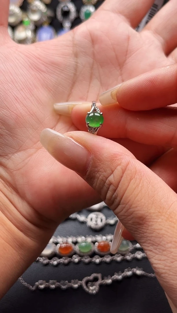 翡翠戒指银S925镶嵌缅甸天然A货翡翠S925银镶