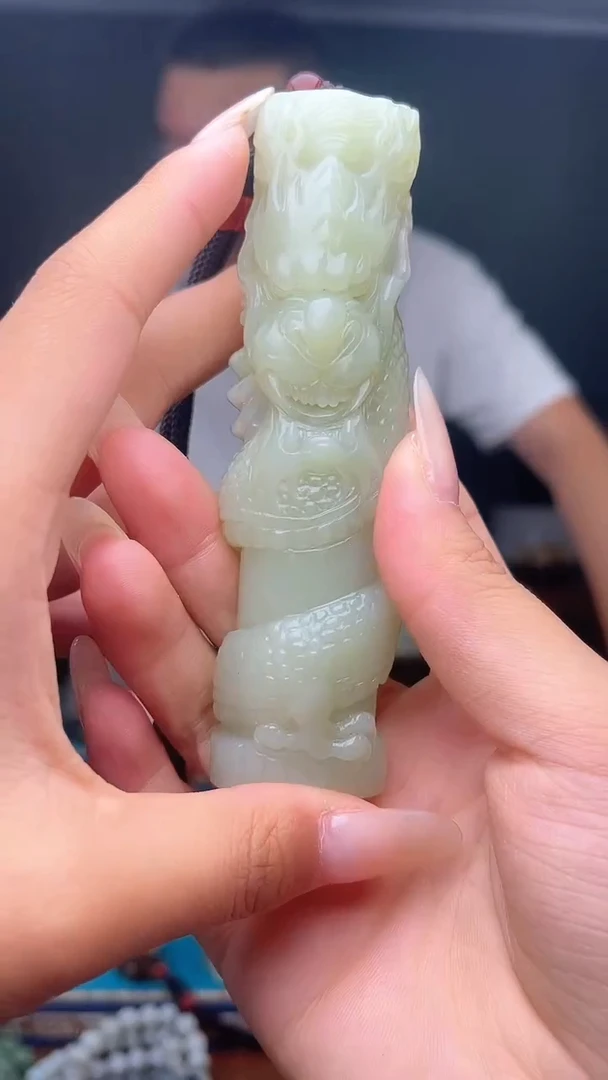 未镶嵌和田玉挂件1