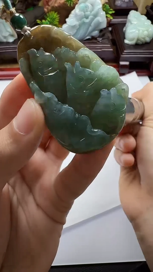 吊坠(不含链)未镶嵌翡翠1