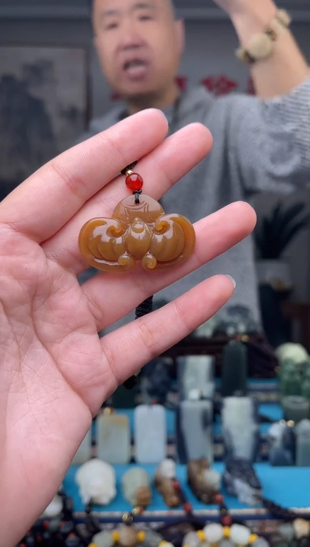 未镶嵌和田玉挂件1