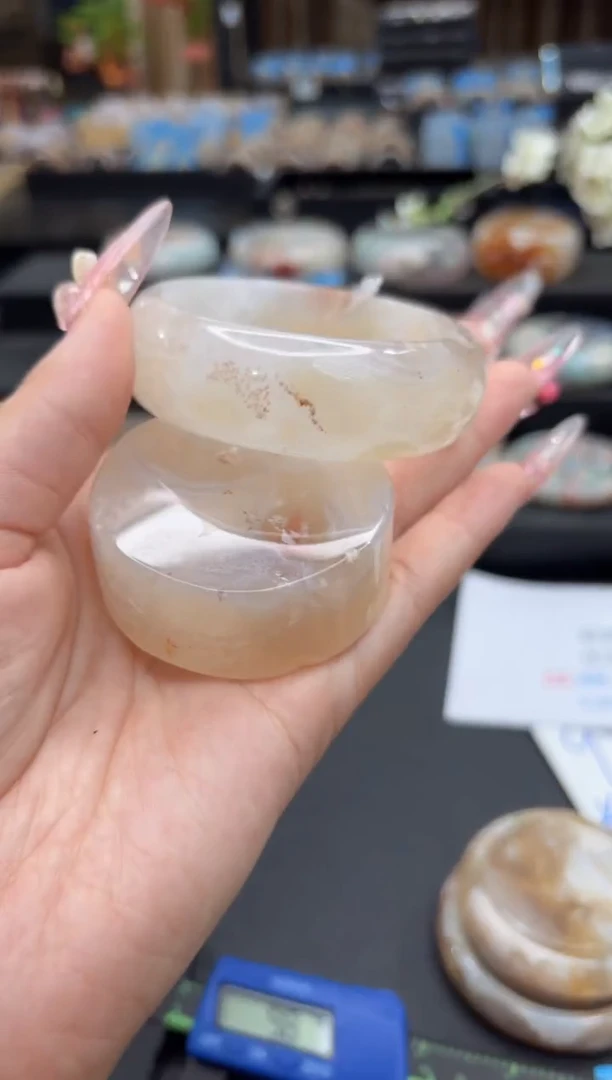 未镶嵌手镯石英质玉242(56圈赠送镯心)