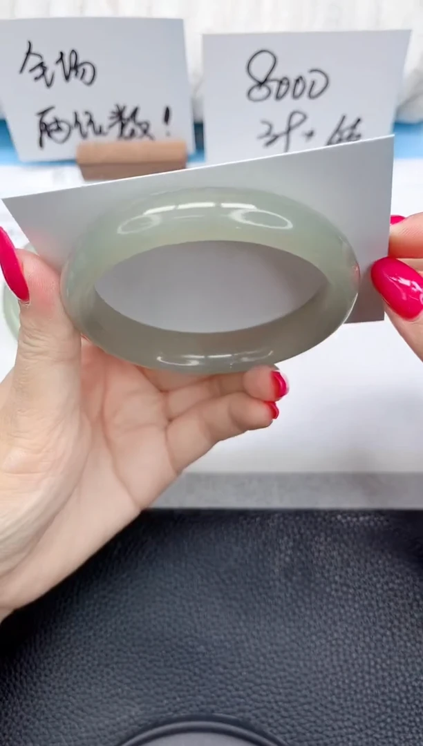 未镶嵌手镯石英质玉158-61.9