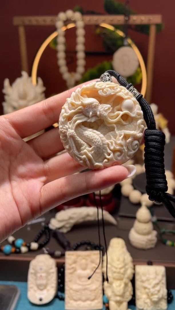 菩提根/象牙果吊坠【重工版】龙凤呈祥