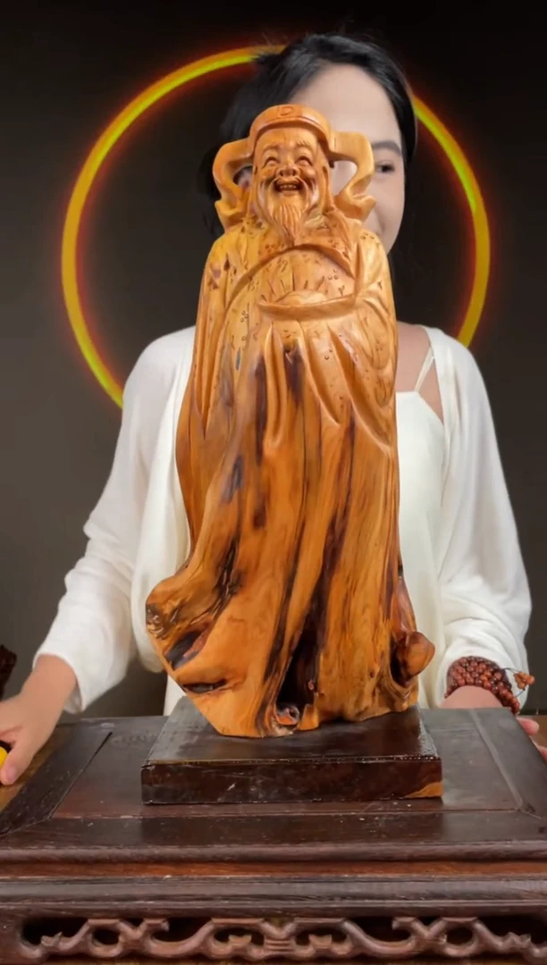 柏木（崖柏）手工摆件,先抢先得! 编号:141