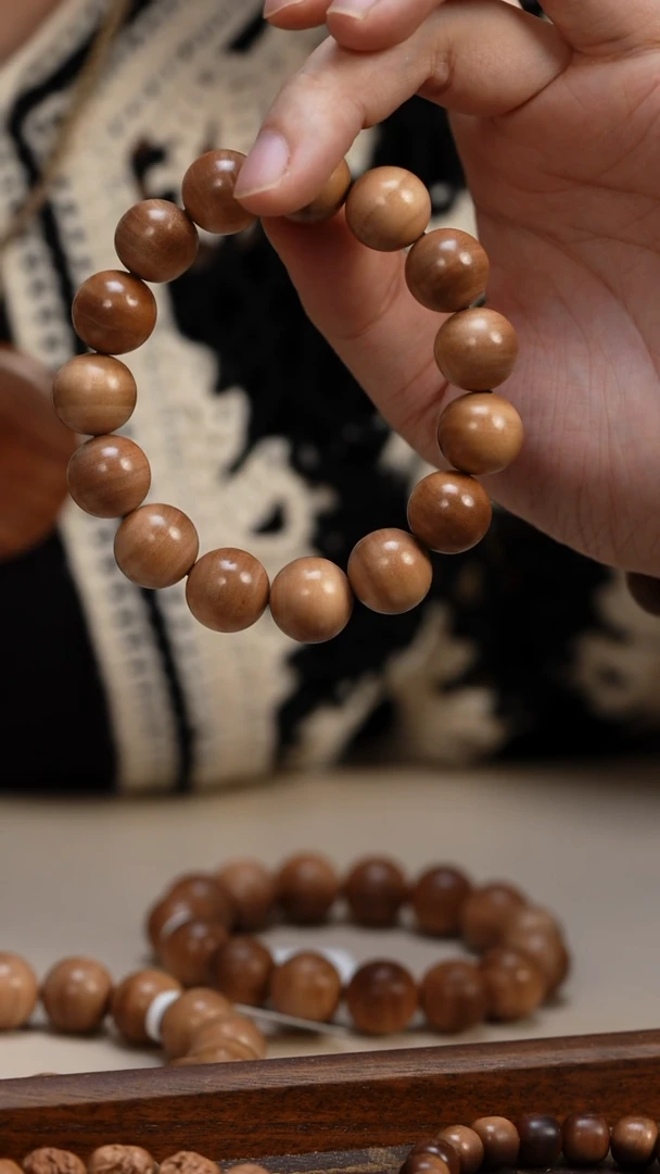 檀香木手串/手链蘑**菇老山檀香1.5圆珠单圈