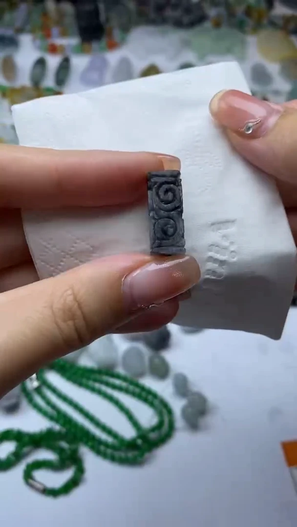 未镶嵌定制翡翠毛货定制不退不换