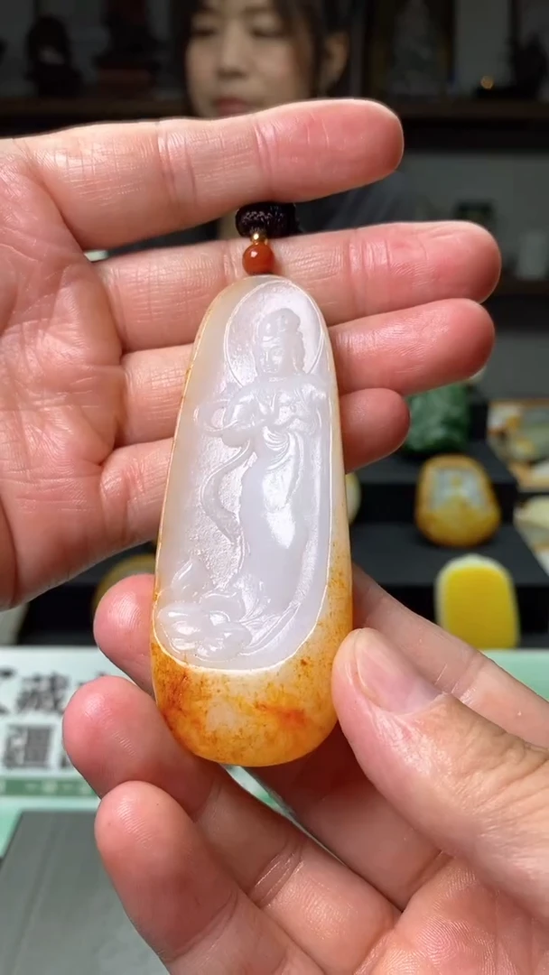 和田玉未镶嵌挂件莲花观音