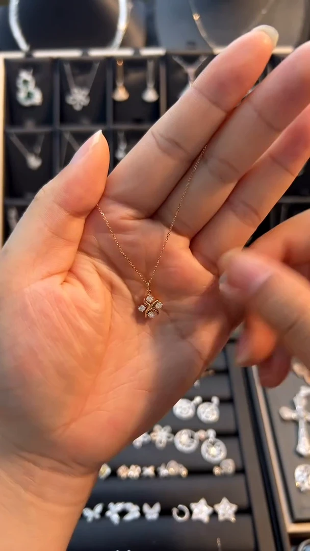 项链钻石18K金镶嵌25分四钻交叉项链玫瑰金