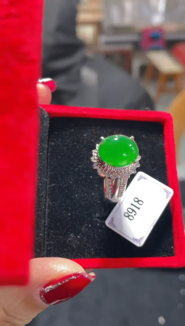 【闪购商品】定制翡翠未镶嵌天然A货翡翠假一罚四（多样性）