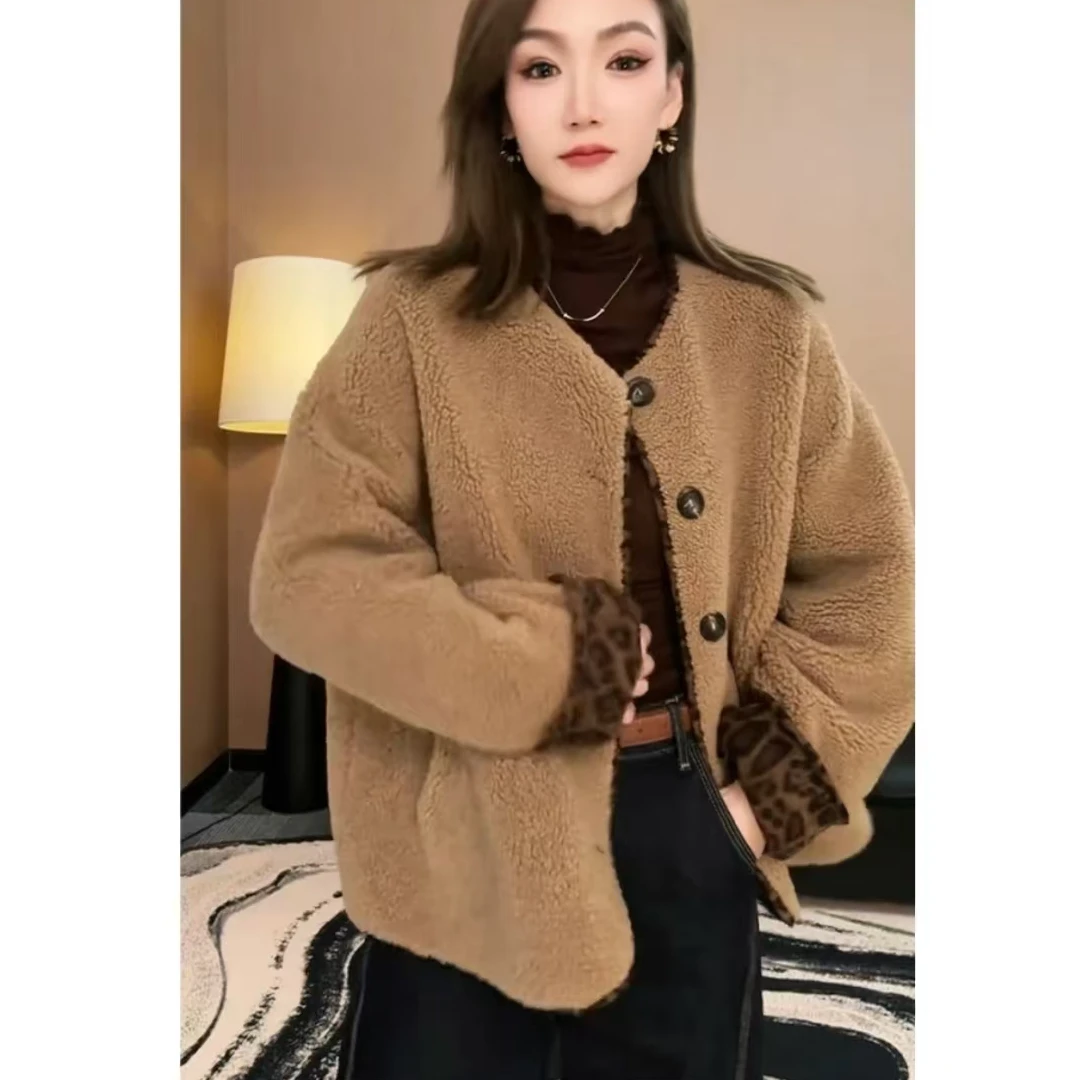 【现货+运费险】设计感撞色仿皮毛一体外套女单排扣开衫上衣YY507