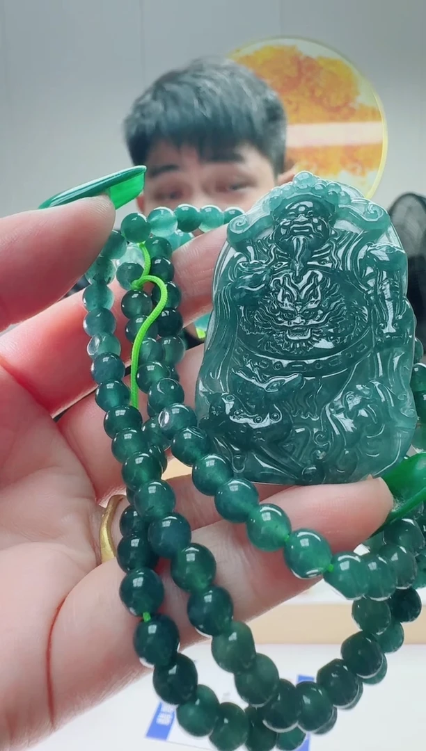 翡翠未镶嵌颈饰多样性随机发其一