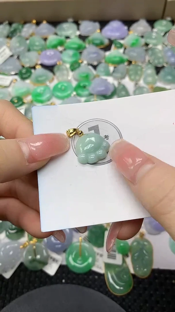 颈饰未镶嵌翡翠a货百元以下同包裹多件发出的只收取一单运费