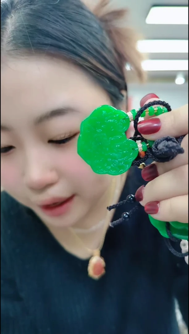 【闪购商品】石英质玉颈饰合金2177 绿小福锁带绳