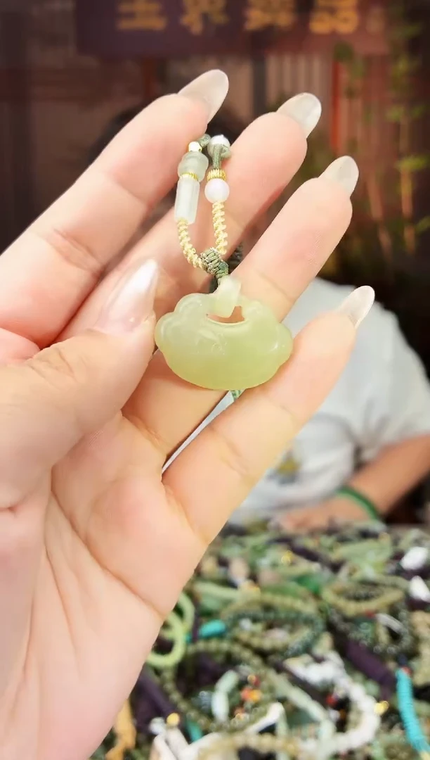 颈饰未镶嵌和田玉多样性发货拍一发一