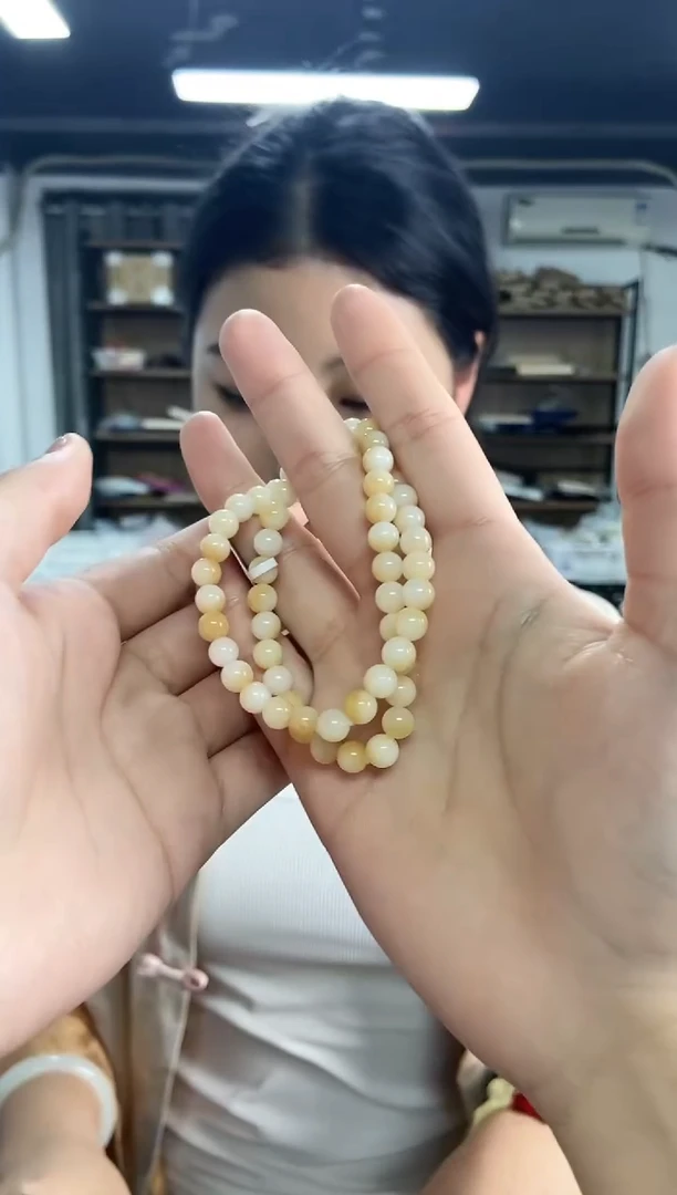 手串未镶嵌和田玉（糖玉）多样性发其一颜色微差